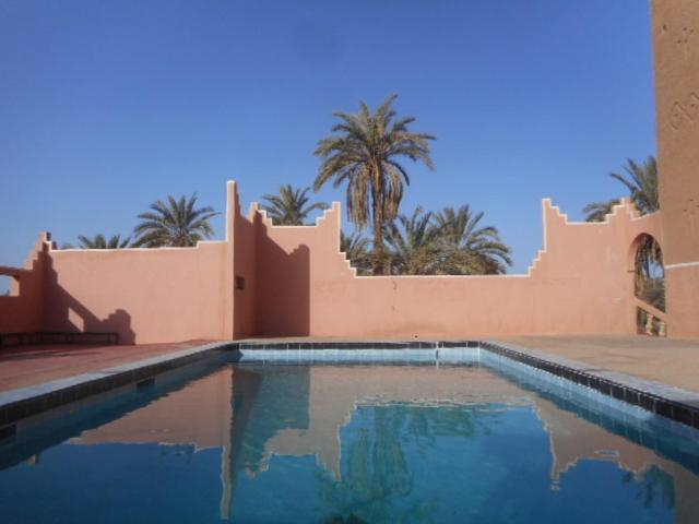 Hotel Carrefour Des Nomades มามิด ภายนอก รูปภาพ