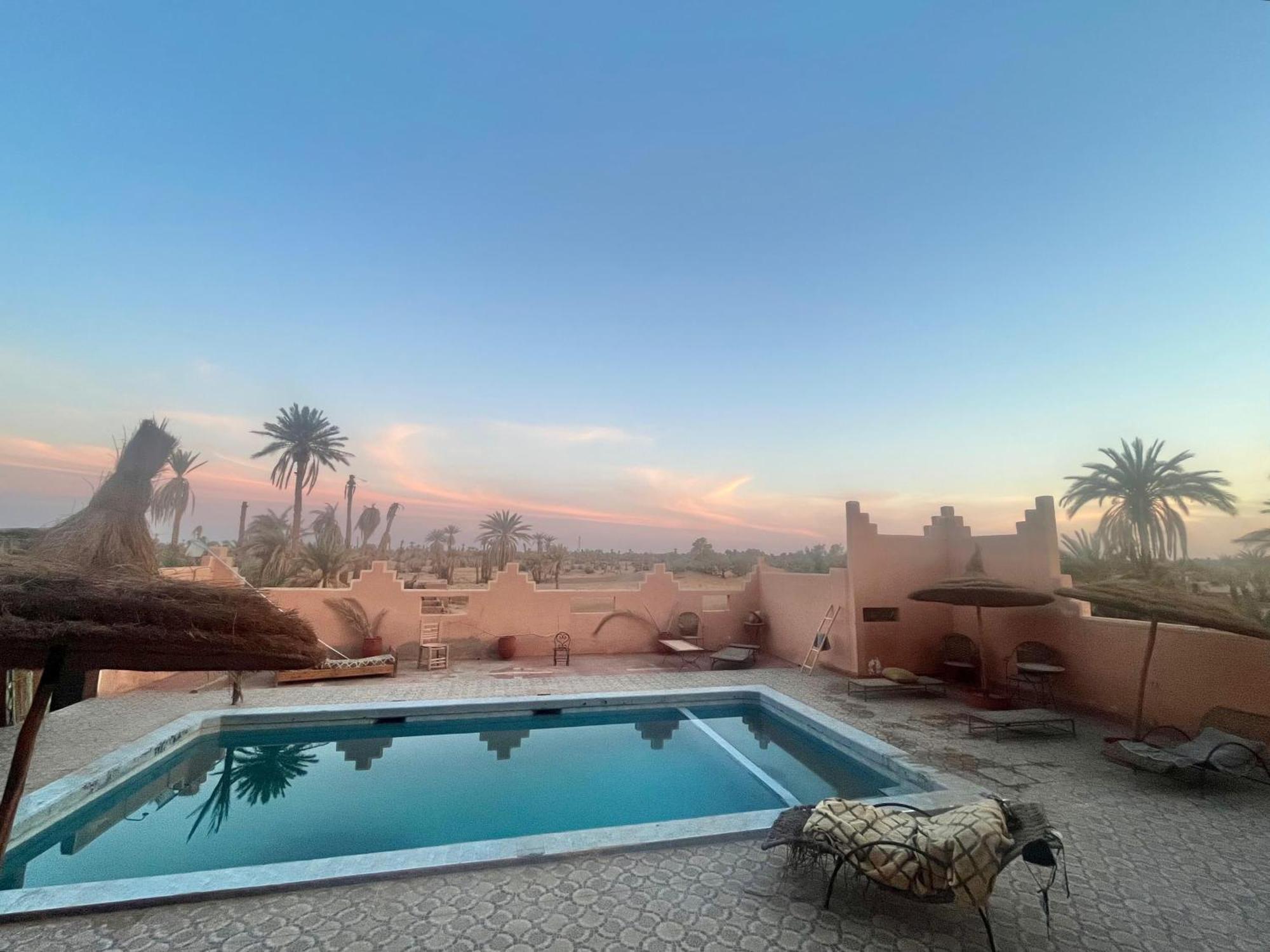 Hotel Carrefour Des Nomades มามิด ภายนอก รูปภาพ